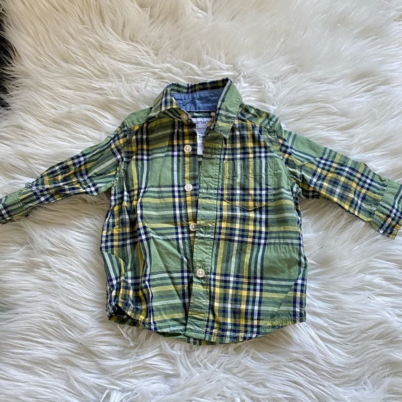 🧸🧸 Carter’s Baby Button Up/Down Shirt - Picture 2 of 3